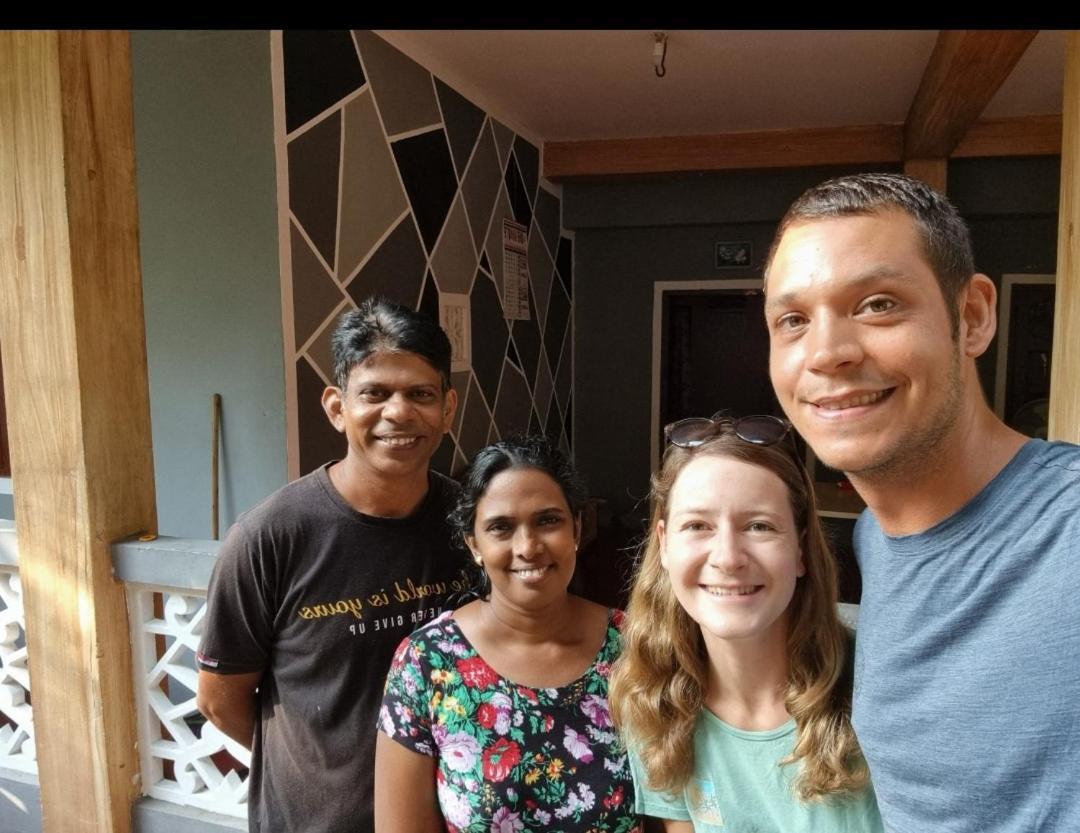 Enoch Guest House Mannar Bagian luar foto