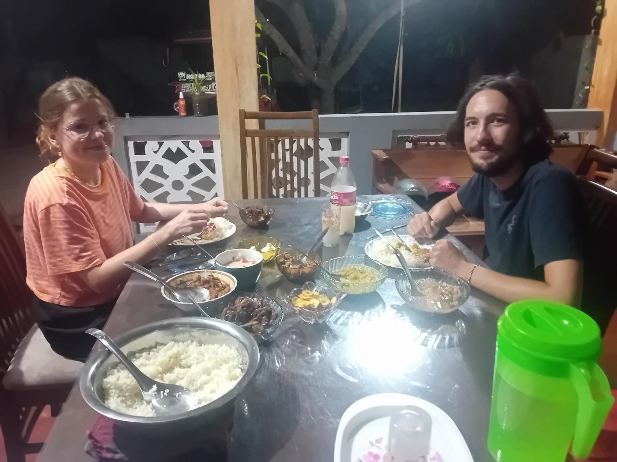 Enoch Guest House Mannar Bagian luar foto