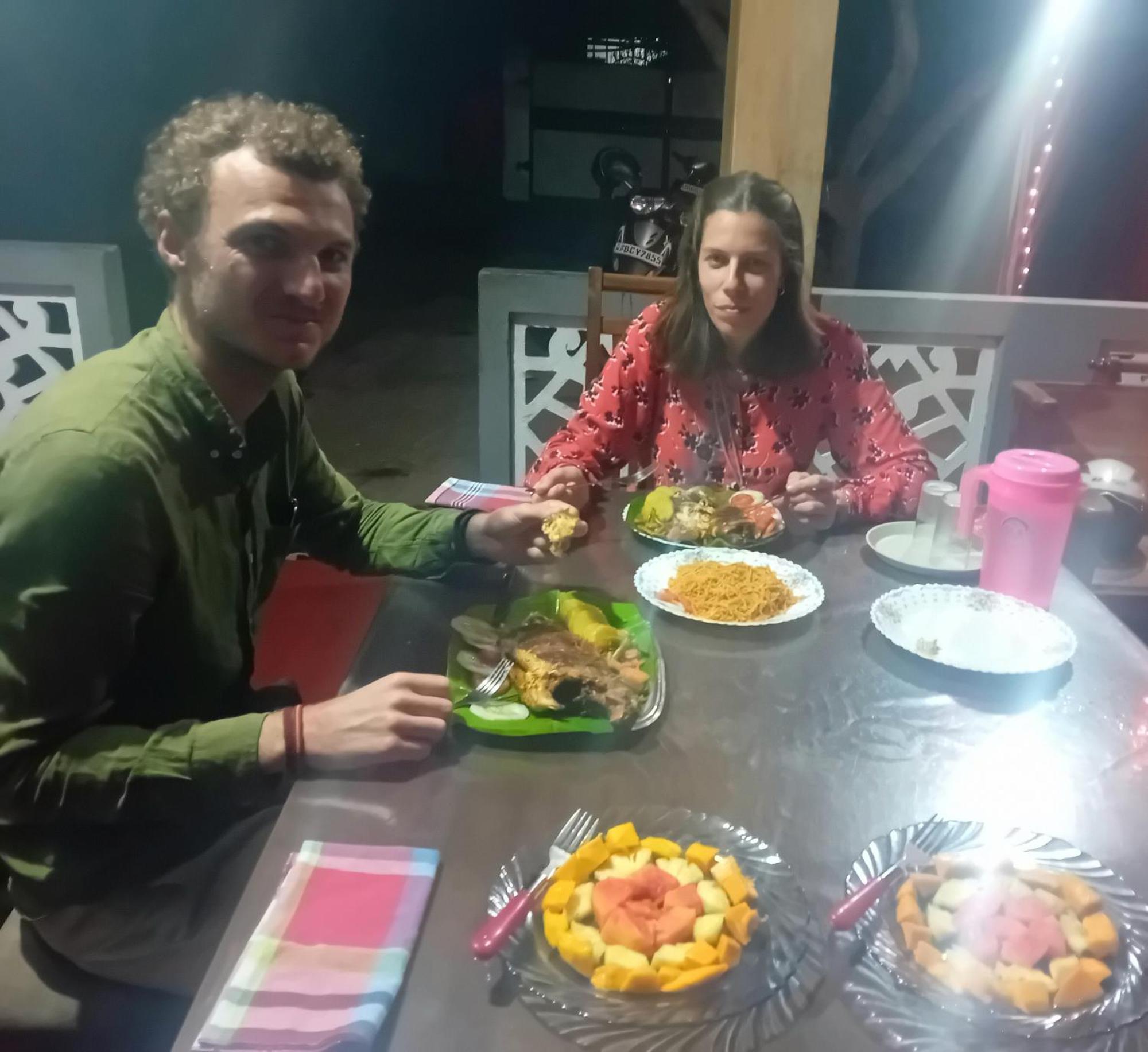 Enoch Guest House Mannar Bagian luar foto